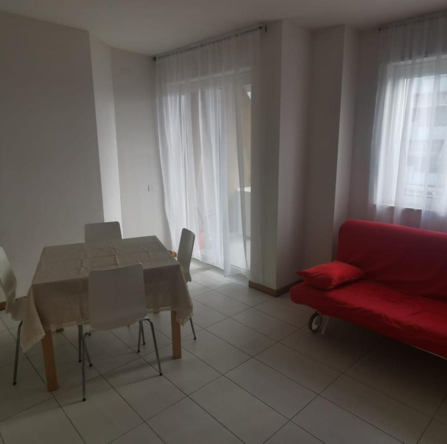 Casamare Alba Adriatica Frontemare Apartment Exterior photo